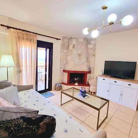 Nice Apartment With Amazing Views Kriopigi Zimmer foto